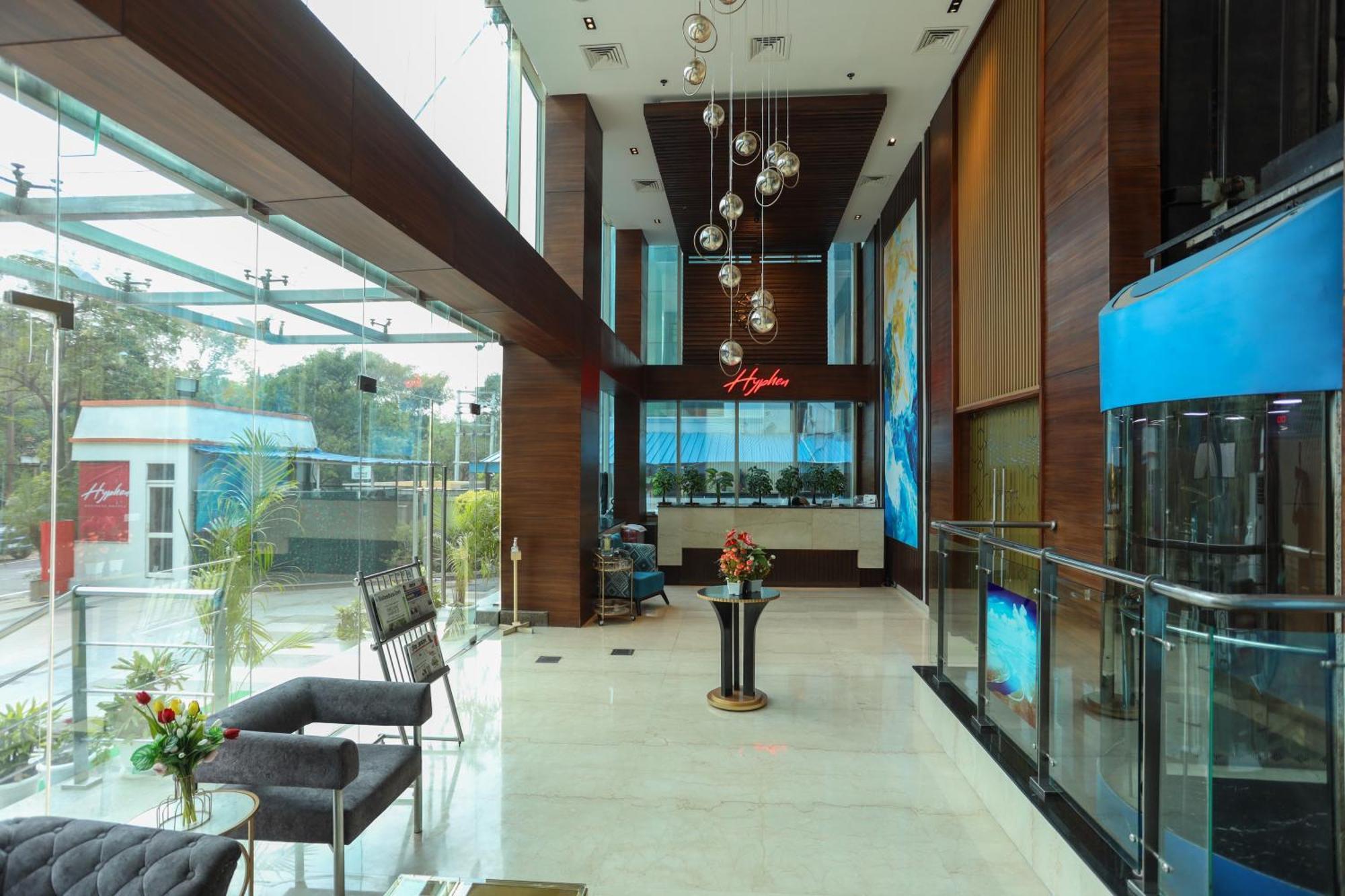 Hyphen Business Hotel โนอิดา ภายนอก รูปภาพ