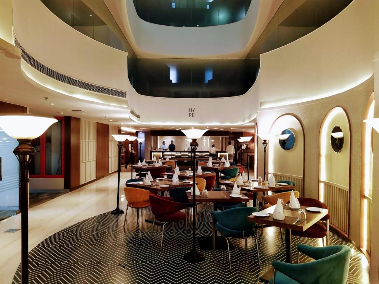 Hyphen Business Hotel โนอิดา ภายนอก รูปภาพ