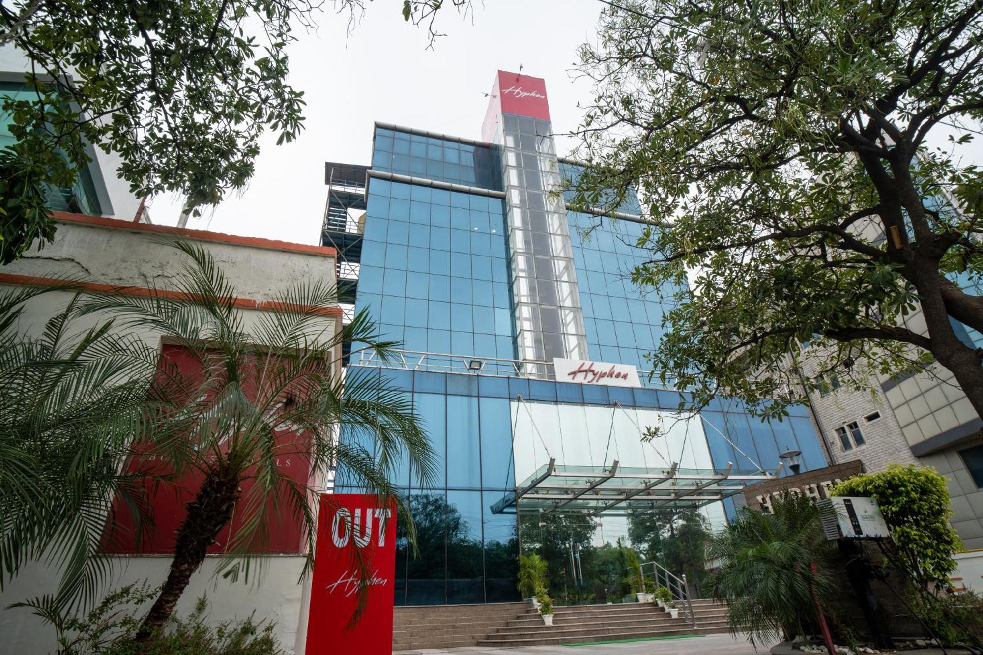 Hyphen Business Hotel โนอิดา ภายนอก รูปภาพ