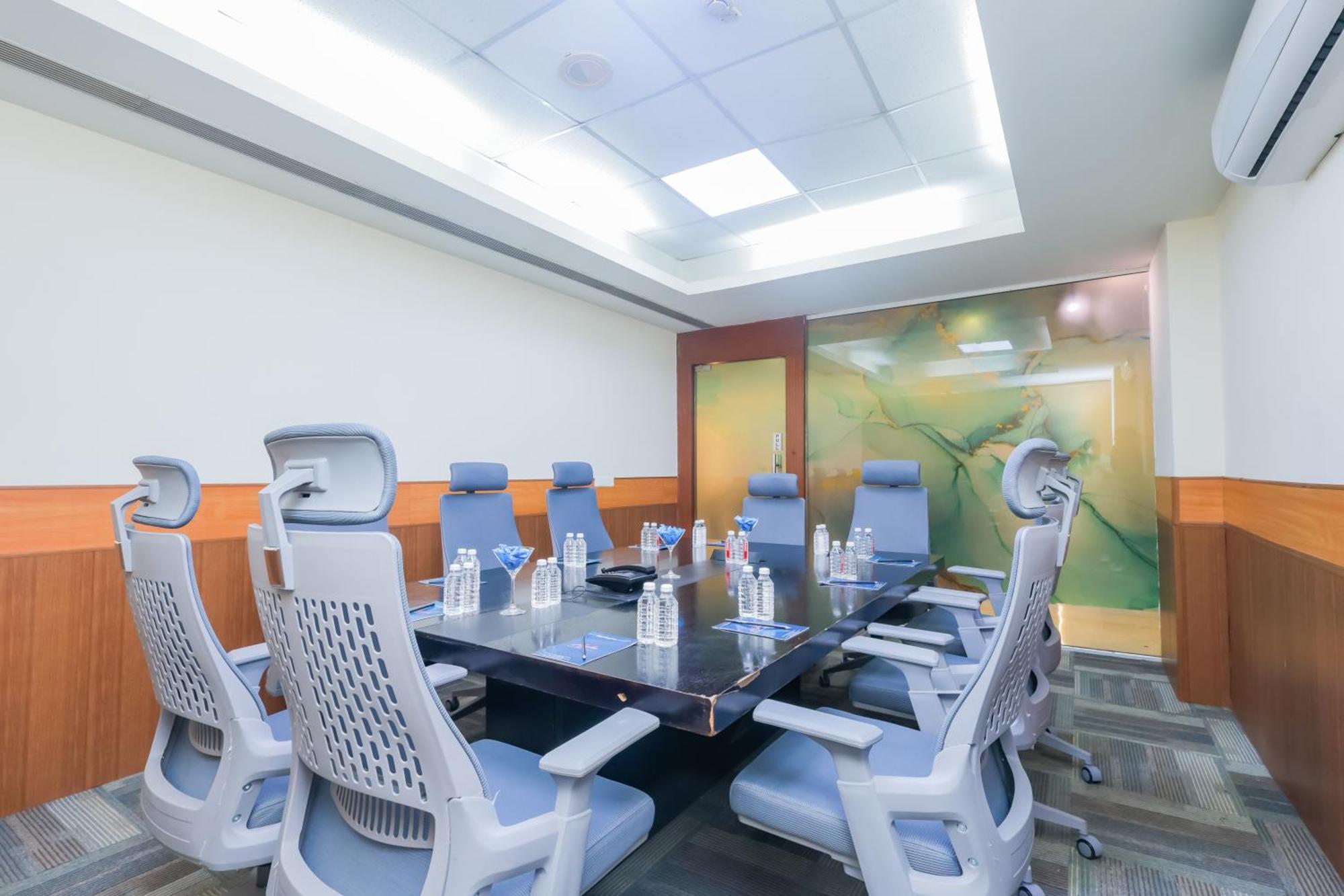 Hyphen Business Hotel โนอิดา ภายนอก รูปภาพ