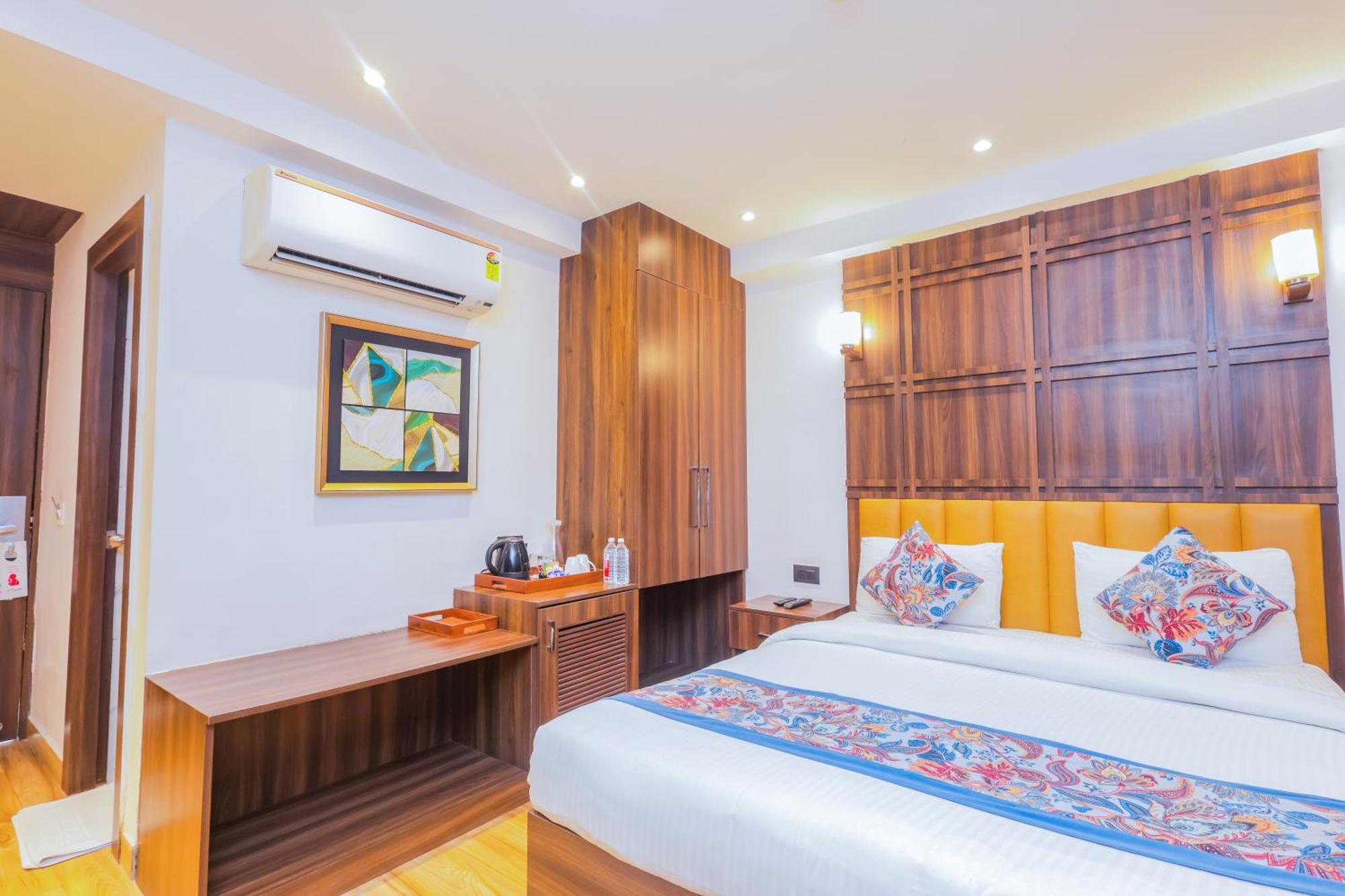 Hyphen Business Hotel โนอิดา ภายนอก รูปภาพ