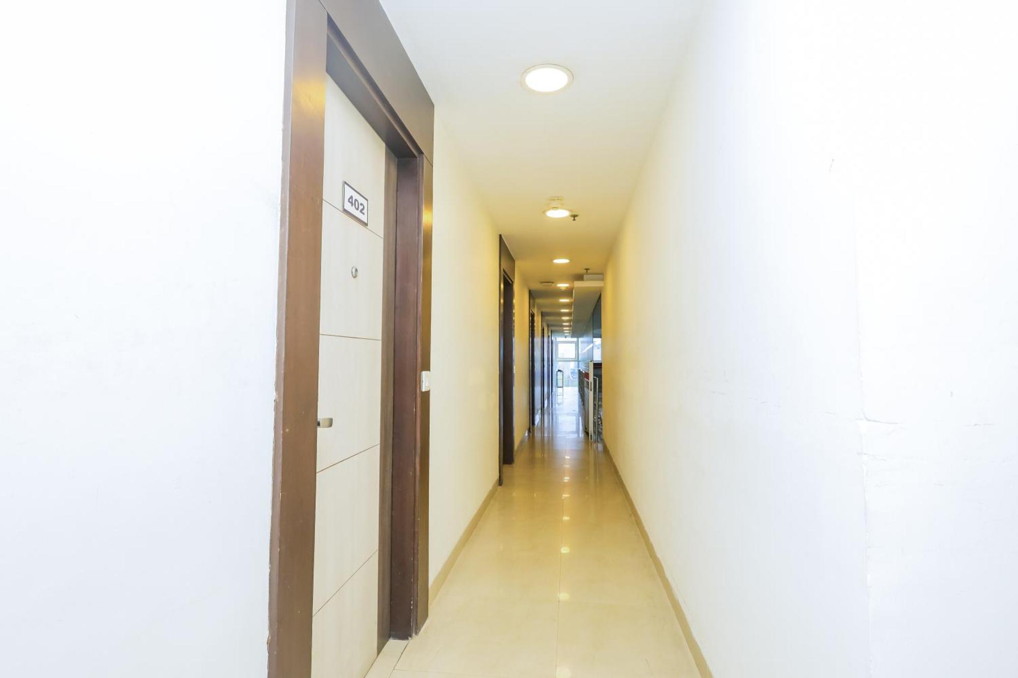 Hyphen Business Hotel โนอิดา ภายนอก รูปภาพ