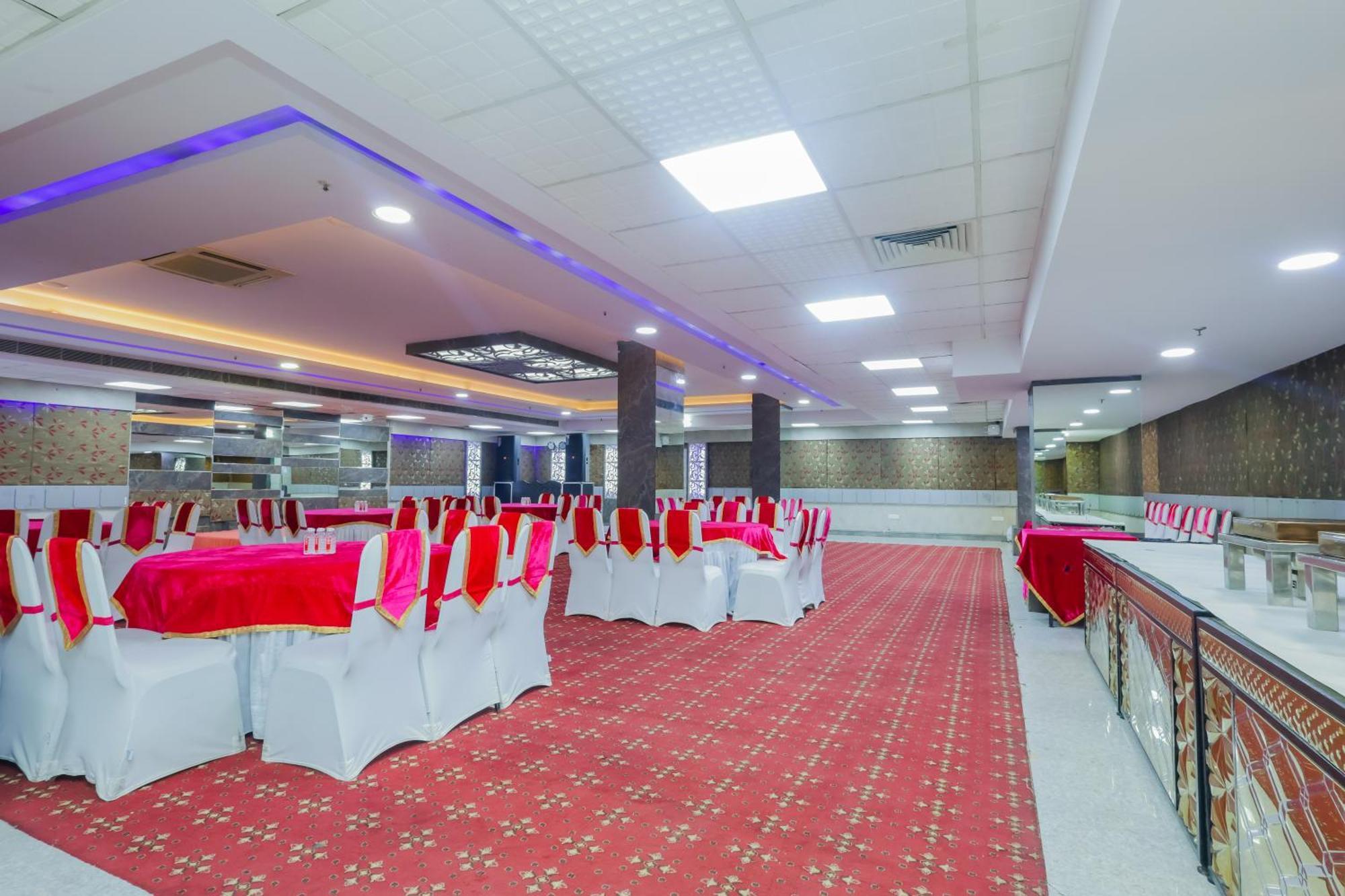Hyphen Business Hotel โนอิดา ภายนอก รูปภาพ