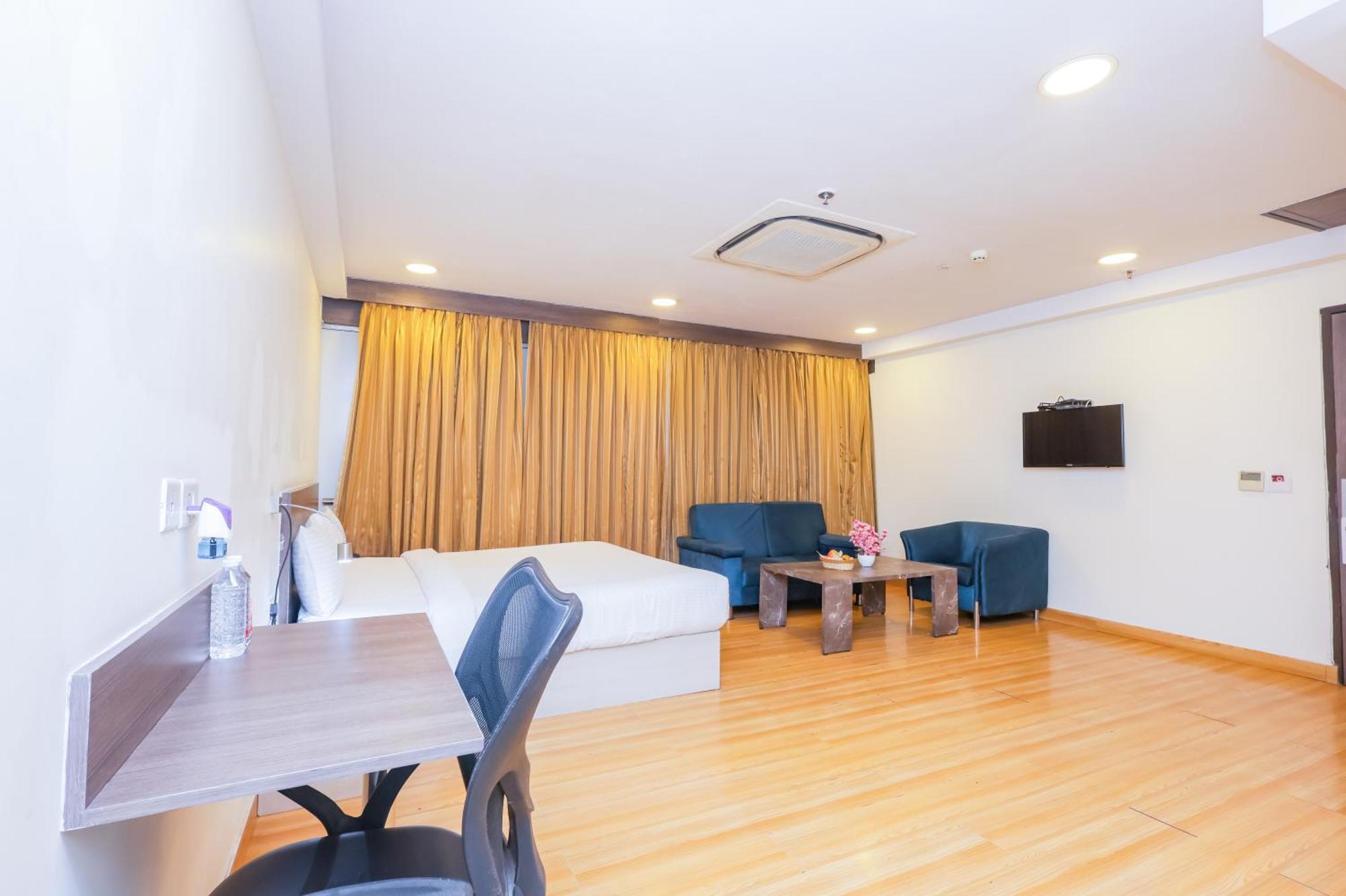 Hyphen Business Hotel โนอิดา ภายนอก รูปภาพ