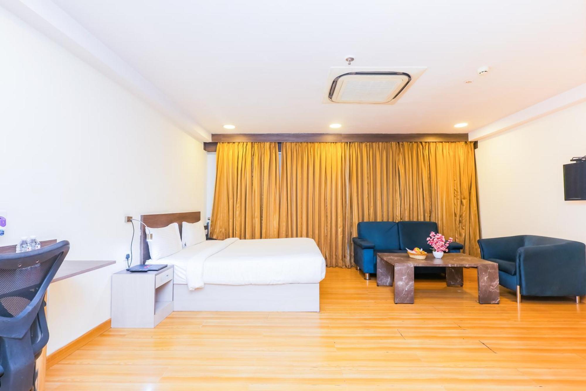 Hyphen Business Hotel โนอิดา ภายนอก รูปภาพ